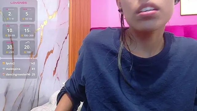 Snapshot of yourcuteneighbourr chatting on 06-25-26, 05:12 yourcuteneighbourr online show from 06-25-26, 05:12