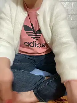 Snapshot of Hatasimi chatting on 02-25-25, 08:25 Hatasimi online show from 02-25-25, 08:25