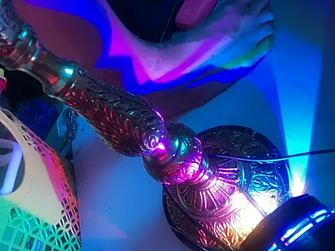 gurlnips online show from 09-30-25, 07:24