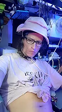 gurlnips online show from 03-02-26, 07:09