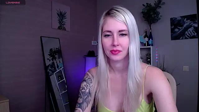 Mermaid N online show from 03-05-25, 04:45