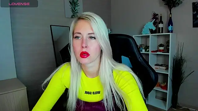 Mermaid N online show from 09-22-25, 01:40