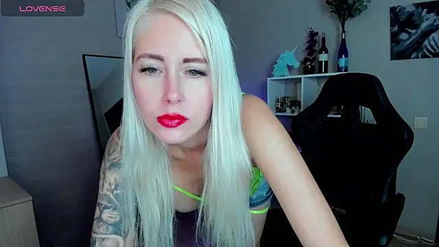 Mermaid N online show from 09-26-25, 01:31