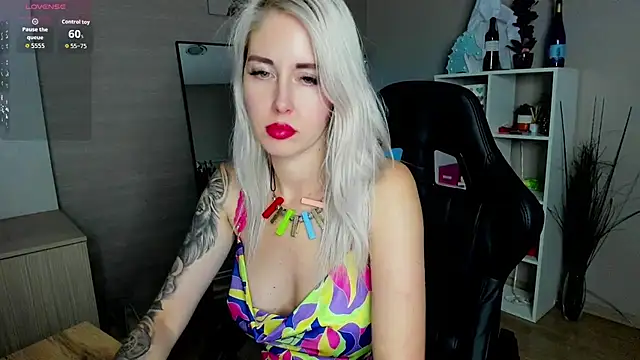 Mermaid N online show from 11-17-25, 01:44