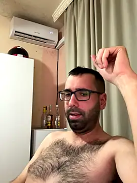 Snapshot of Moralesfiun chatting on 11-15-25, 08:38 Moralesfiun online show from 11-15-25, 08:38