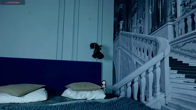 Liv Fay online show from 01-04-25, 01:21