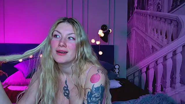 Liv Fay online show from 03-08-25, 12:44