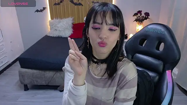 sailor moon07 online show from 10-15-25, 03:17