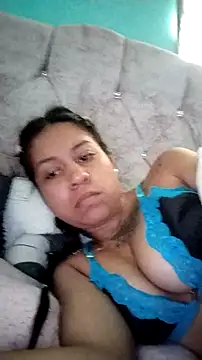 Tiphanydirty3 online show from 10-17-25, 04:20