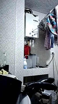 Snapshot of Tiphanydirty3 chatting on 02-14-26, 12:18 Tiphanydirty3 online show from 02-14-26, 12:18