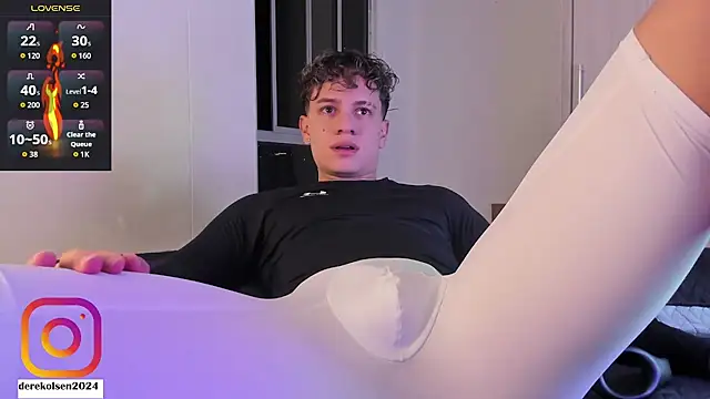 DerekOlsen online show from 11-16-25, 01:22