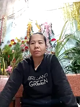 Snapshot of Queen_18200 chatting on 01-16-25, 08:00 Queen 18200 online show from 01-16-25, 08:00