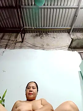 Snapshot of Queen_18200 chatting on 10-09-25, 10:19 Queen 18200 online show from 10-09-25, 10:19