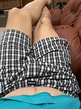 gingerguyblr online show from 12-14-24, 02:21