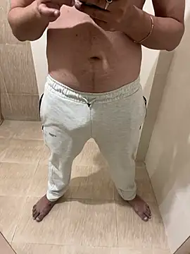 gingerguyblr online show from 01-26-25, 08:56