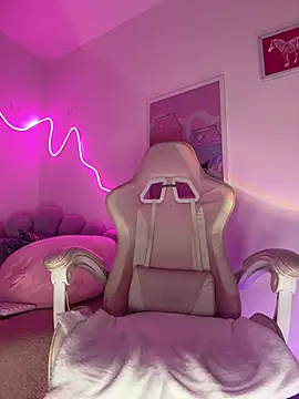 Tsuki-moon online show from 01-28-25, 12:26