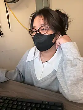 Jenni nana online show from 12-31-24, 06:59