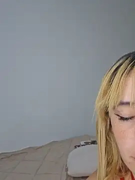 Snapshot of Massa8 chatting on 12-08-24, 04:28 Massa8 online show from 12-08-24, 04:28