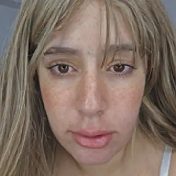 Snapshot of Massa8 chatting on 11-05-25, 09:09 Massa8 online show from 11-05-25, 09:09