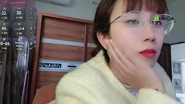 Snapshot of Lili_666 chatting on 12-26-24, 08:18 Lili 666 online show from 12-26-24, 08:18