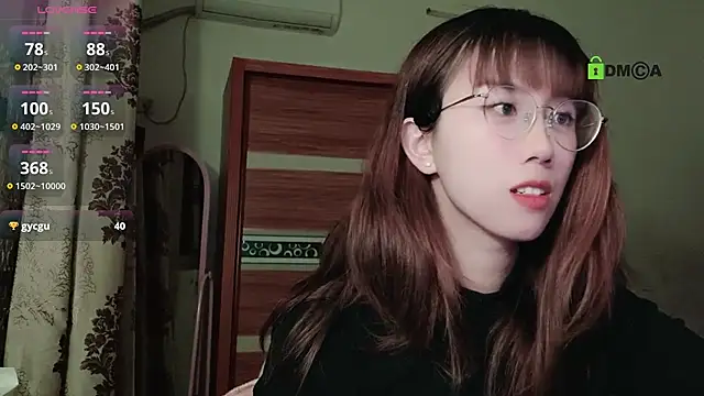 Snapshot of Lili_666 chatting on 01-01-25, 04:50 Lili 666 online show from 01-01-25, 04:50