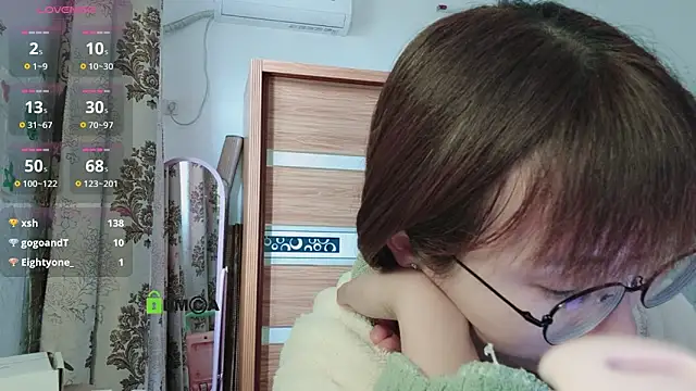 Snapshot of Lili_666 chatting on 02-13-25, 04:54 Lili 666 online show from 02-13-25, 04:54