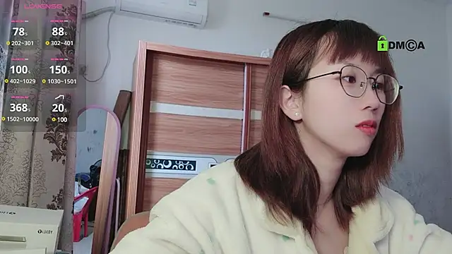 Snapshot of Lili_666 chatting on 02-21-25, 02:28 Lili 666 online show from 02-21-25, 02:28