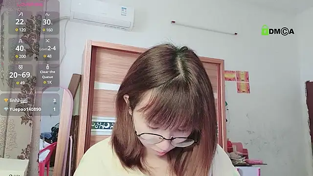 Snapshot of Lili_666 chatting on 02-21-25, 05:46 Lili 666 online show from 02-21-25, 05:46
