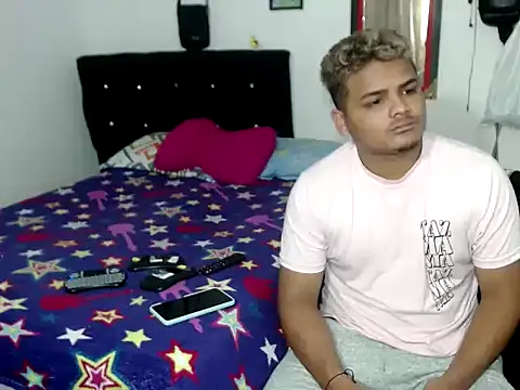 Boycuriousxxx online show from 09-30-25, 12:10