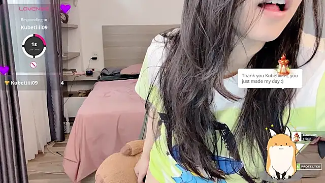 Snapshot of Na_baby chatting on 03-05-26, 01:23 Na baby online show from 03-05-26, 01:23