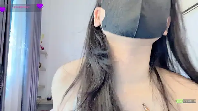 Snapshot of Na_baby chatting on 03-20-26, 01:32 Na baby online show from 03-20-26, 01:32