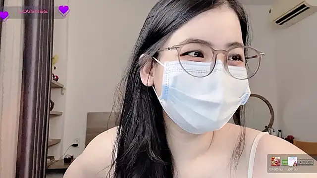 Snapshot of Na_baby chatting on 03-27-26, 01:55 Na baby online show from 03-27-26, 01:55