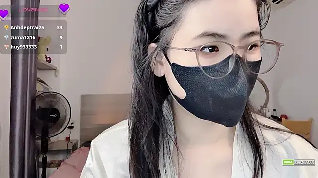 Snapshot of Na_baby chatting on 04-07-26, 04:18 Na baby online show from 04-07-26, 04:18