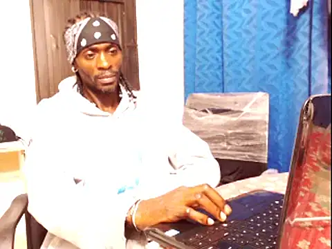 phillip-hot online show from 01-03-25, 06:44