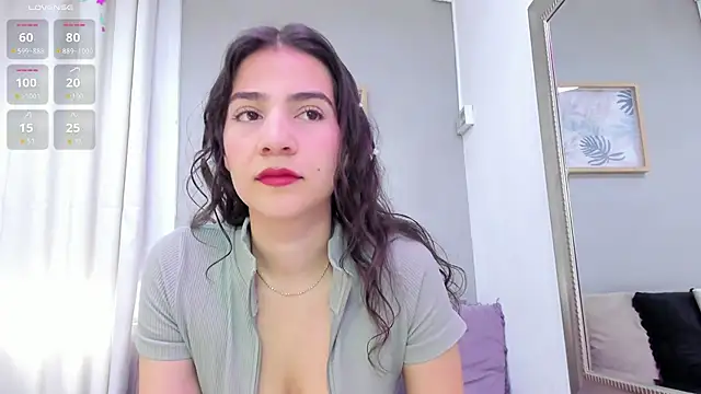 Snapshot of Miranda_doll_ chatting on 03-12-26, 12:11 Miranda doll online show from 03-12-26, 12:11