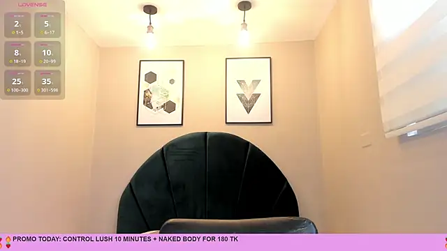 Snapshot of Miranda_doll_ chatting on 06-26-26, 12:09 Miranda doll online show from 06-26-26, 12:09