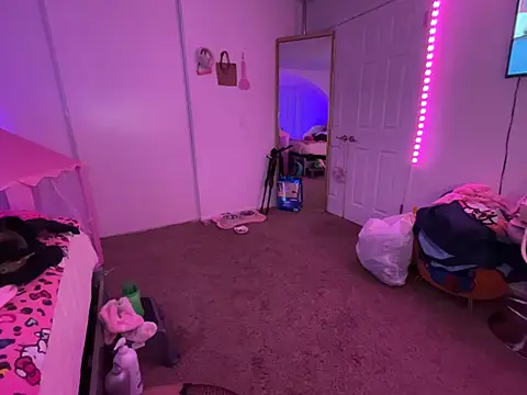 Snapshot of Onlypawzz chatting on 03-06-26, 09:17 Onlypawzz online show from 03-06-26, 09:17