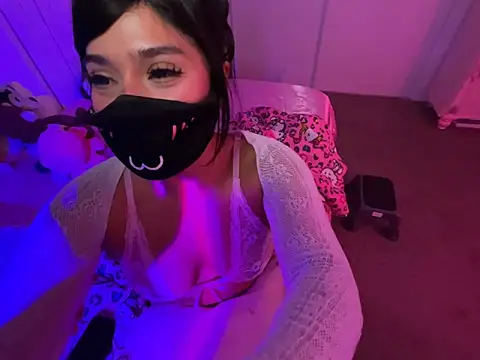 Snapshot of Onlypawzz chatting on 03-21-26, 08:19 Onlypawzz online show from 03-21-26, 08:19