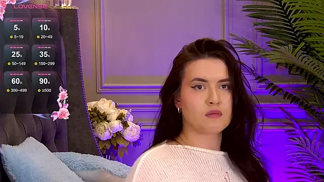 TrishaWinslet online show from 02-22-25, 06:06