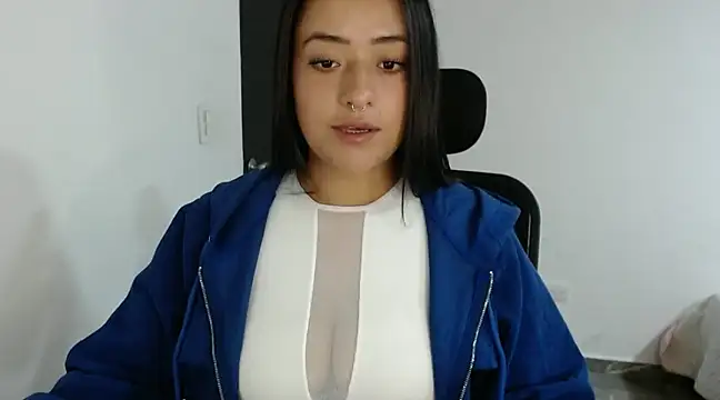 jjulietha95 online show from 01-28-25, 12:57