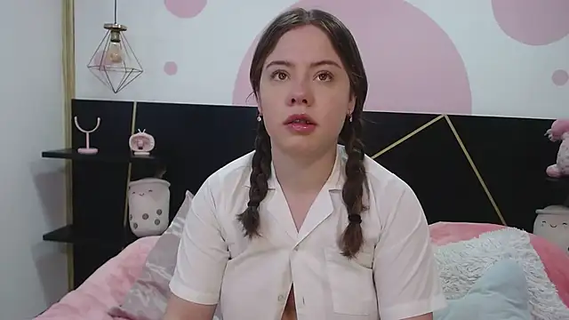 Snapshot of DanniAbbey chatting on 02-10-25, 11:36 DanniAbbey online show from 02-10-25, 11:36