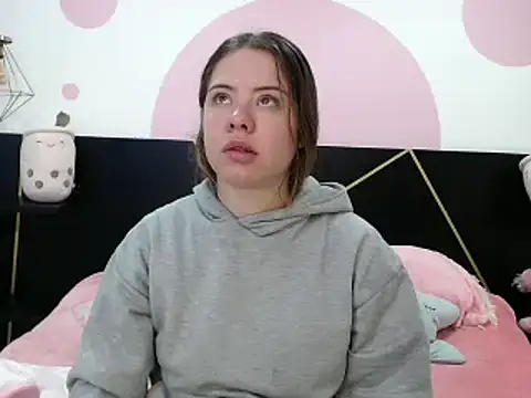 Snapshot of DanniAbbey chatting on 02-12-25, 11:29 DanniAbbey online show from 02-12-25, 11:29