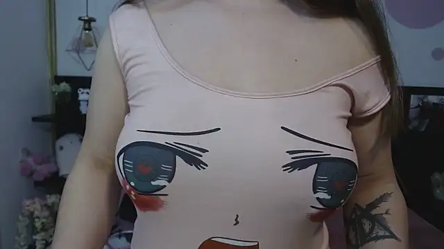 Snapshot of DanniAbbey chatting on 09-25-25, 11:36 DanniAbbey online show from 09-25-25, 11:36