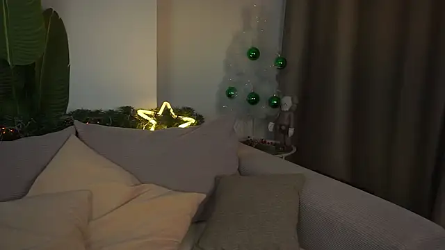 Snapshot of MickeyMyers chatting on 01-05-25, 11:26 MickeyMyers online show from 01-05-25, 11:26