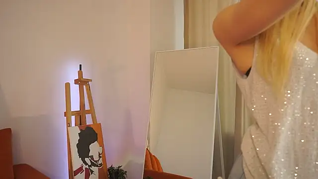 Snapshot of MickeyMyers chatting on 03-04-25, 11:40 MickeyMyers online show from 03-04-25, 11:40