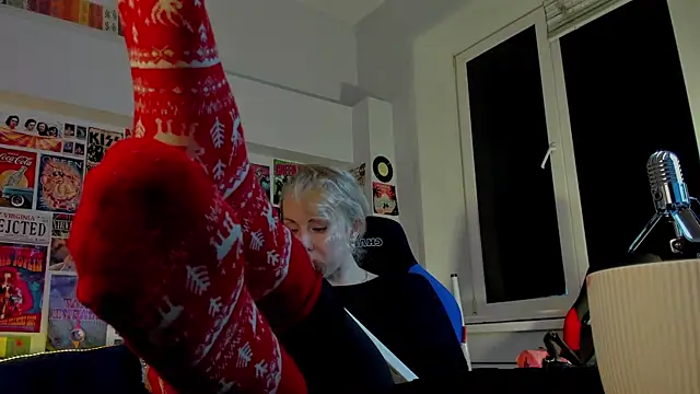 LylithSkye online show from 01-03-25, 11:57