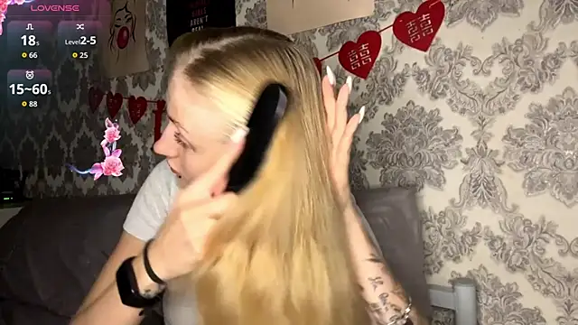 MarthaGees online show from 09-30-25, 03:39