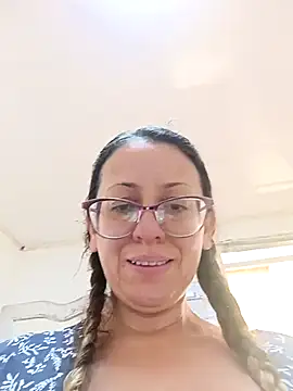 miss hanna07 online show from 11-27-25, 04:31