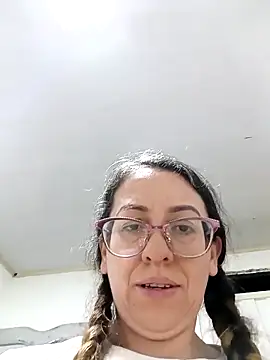 Snapshot of miss_hanna07 chatting on 04-21-26, 02:51 miss hanna07 online show from 04-21-26, 02:51