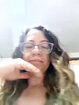 Snapshot of miss_hanna07 chatting on 04-22-26, 11:12 miss hanna07 online show from 04-22-26, 11:12